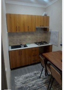 Oybek metrosi yaqinida kvartira