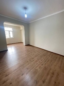 Каланова Тансыкбой 3 бетонка гиштли дом 3 хонали