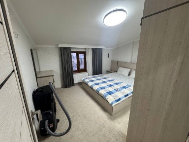 6-мкр. да жойлашган квартира ижарага берилади ОИЛАГА