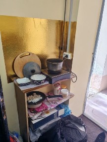 Срочно ! Чирчик шахри 9 - микро районда 1 /2/4 общежит сотилади.