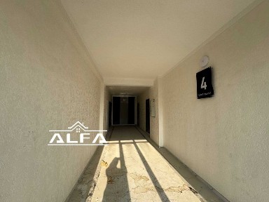 Buxoroda kvartira xonadon uy sotiladi 2 xonali 75m2 5-qavat.