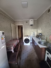 Арендага 1 хона 1 этаж Азиз бозор олдида жойлашган. Агентство