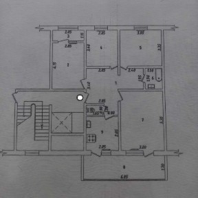 Продаю четырёхкомнатную квартиру (Со́бственник)