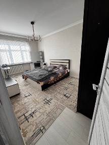 Chilanzor 5 kv uzim uyim novza metro oldida