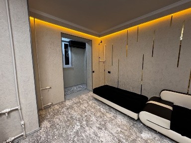 Квартира сотилади