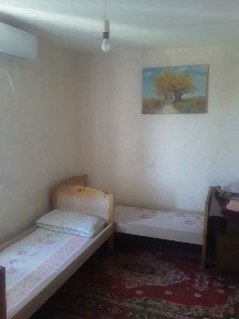 Навои. ПОСУТОЧНО КОМНАТА, в 3-х комнатной квартире. Ijaraga HONA.