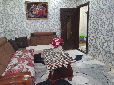 Сдается квартира в центре 2х комнатная г. карши