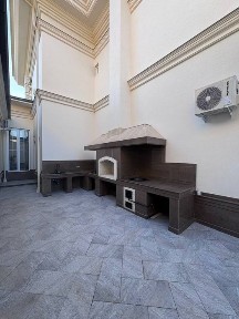 Продается дом, Белоснежка.