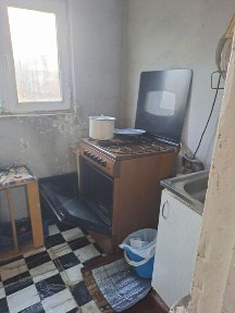 Шахар марказидаги 2 хонали квартира тезда сотилади