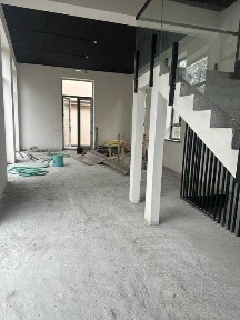 М. Тинчлик. Продам 4х уровневый коммерческий объект площадью 300кв. м.