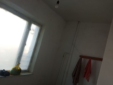 Jizzax shahar Zargarlik mahallasida 1 hona 2 hona qilingan uyimiz soti