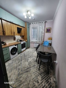 85kv.m 3xonalik uy sotiladi Sergli 16 a remont mebil kanisaner glam