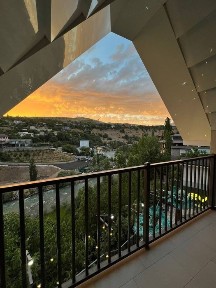 Хай-Тек “Enjoy Villa” в Чарваке