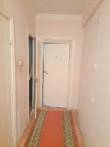 Продаётся Своя квартира куйлюк базар 3 /3/12 напротив строительного ры