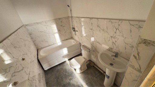 80 кв/м 3 хона булиб толашга сотилади срочно