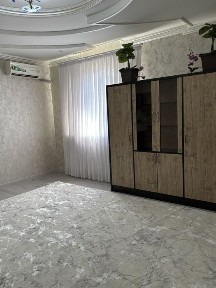 Аренда ! Юнусабад-4 2/2/4 ор-р Автосалон Универсам