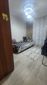 Продаётся Чиланзар 6 3комн. 2этпж. кирпич.