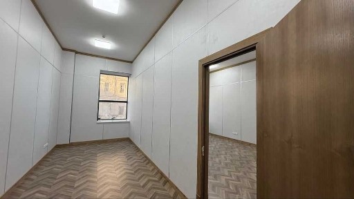 Срочно сдаётся офис в БЦ Мирабадский район Сквер Амира Темура ЦУМ