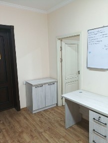 Офис с хорошим ремонтом рядом со спорт товарами Чиланзар