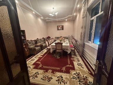 SROCHNA.Tayyor uy sotiladi Abdurahmonovda 6,2 sotix