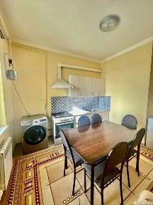 Tinchlik metroni oldida kvartira ijaraga beriladi