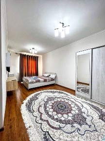 Yashnabod tumani Mahtumqulida bezmakler kvartira