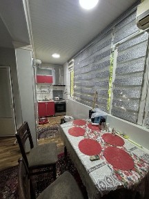 Mirobod Sarakulka transport universiteti yonida