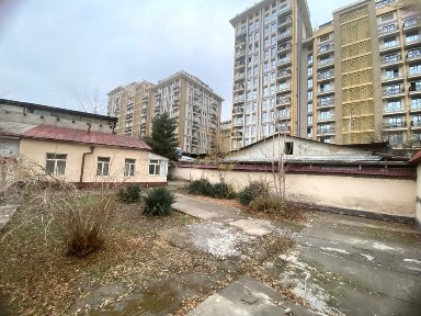 СОБСТВЕННИК - ПРОДАЕТСЯ участок 3,7 соток, 10мв до Mirabad Avenue A-бк