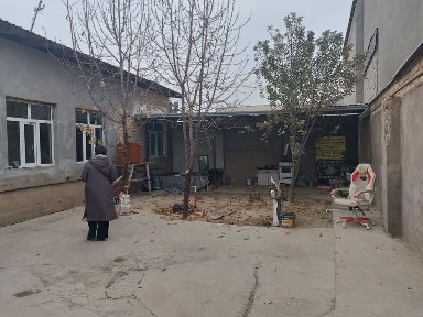 Уй сотилади Файзобод, Ок билол махаллада!