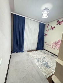 Продается с хорошим ремонтом 4/3/5 Юнусабад 9 Удвоенный зал