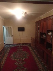 Срочно продается 3 х комнатная квартира в Шайхантахурском р-не.