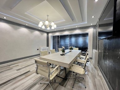 Срочно продается офис Ойбек 109 кв. м коммерческое помещение