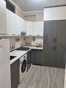 Yunus Rajabiy metro yaqnida arenda bezmakler