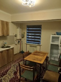 Shota Rustaveli koʻchasida ijaraga 2 xonali kvartira bor