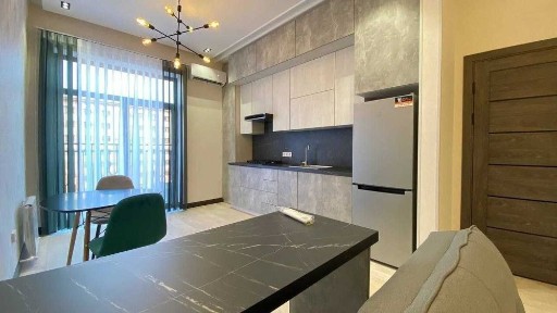 Shahriston metro yaqnida arenda bezmakler