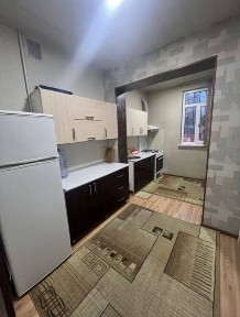 Гофур Гулом метро 5-6 минут