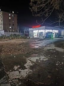 Тайёр бизнис магазин савдога кулай жойда ёнида ошхонага мулжалланган