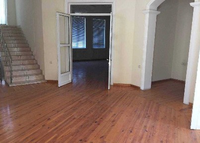 Шото Руставели Дом Не жилой фонд 3,75 сотки Уровня 3 (450м2)