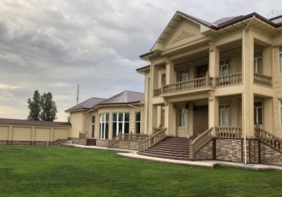 Большой евродом премиум класса для большой семьи.