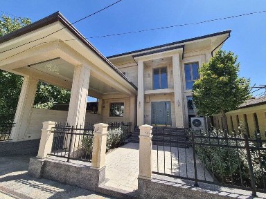 Продаётся дом! Центр Луначарского - 6 соток, 450 м2, Новый Евро рем.