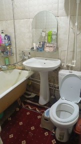 Продаётся Чирчик 2ком 4мик 3этаж