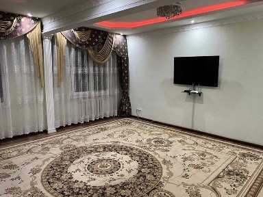 Сдаётся кв ор-р Хувайдо Метро Беруний 3/2/4 р-н Шайхантахурский