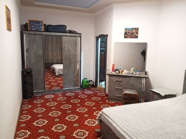 1 xonalik kv sotiladi 4 etaj 44 kv