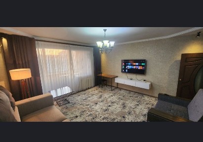 Сдаю Свою 2х комнатную квартиру на Ц2, Алайский рынок, Дархан