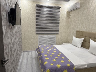 Сдаётся М. Айбек 2в3/3/9.