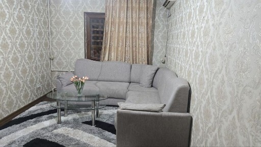 Сдается 2 х комнатная квартира Юнусабаде 5