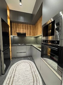 Fayzli Продается 2 комнатная квартира ремонт ул. Лисунова