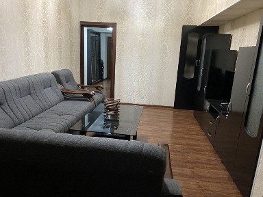 Посуточно сдаётся в аренду двухкомнатная квартира на Ц-1