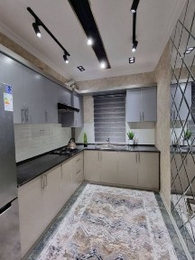 Yunusobod metro yonida 240-maktab oldida