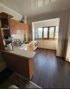 Maksim Gorkiy metro yaqnida arenda Bezmakler